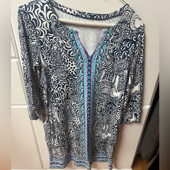 Lilly Pulitzer Dresses & Skirts - Lilly Pulitzer L Stretchy Casual Dress in Navy with pink